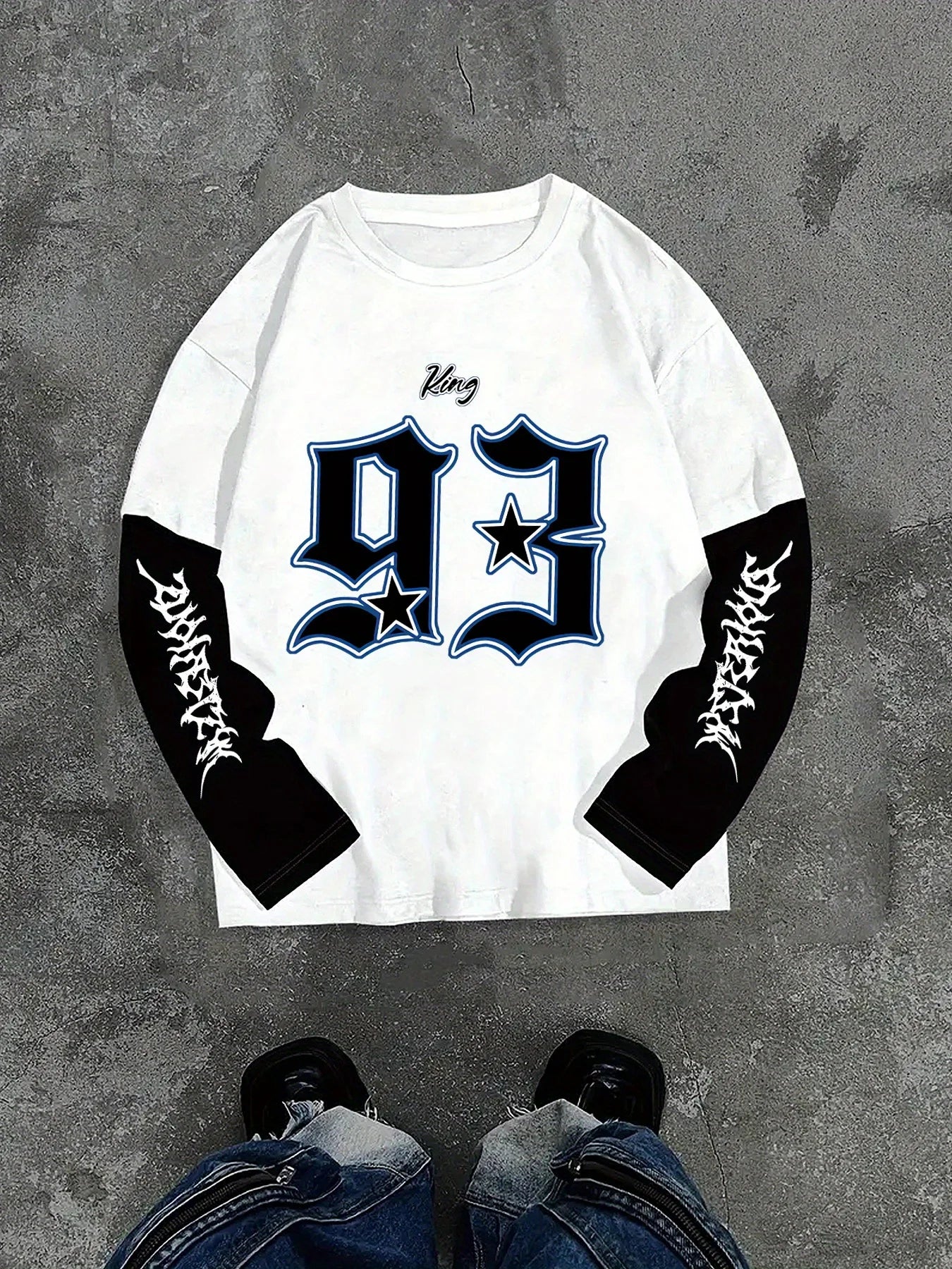 The new men's long-sleeved T-shirt for Spring and Autumn 2025 is a casual and fashionable digital print streetwear collection