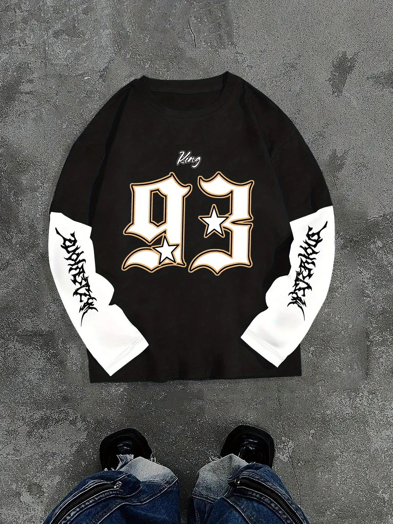 The new men's long-sleeved T-shirt for Spring and Autumn 2025 is a casual and fashionable digital print streetwear collection