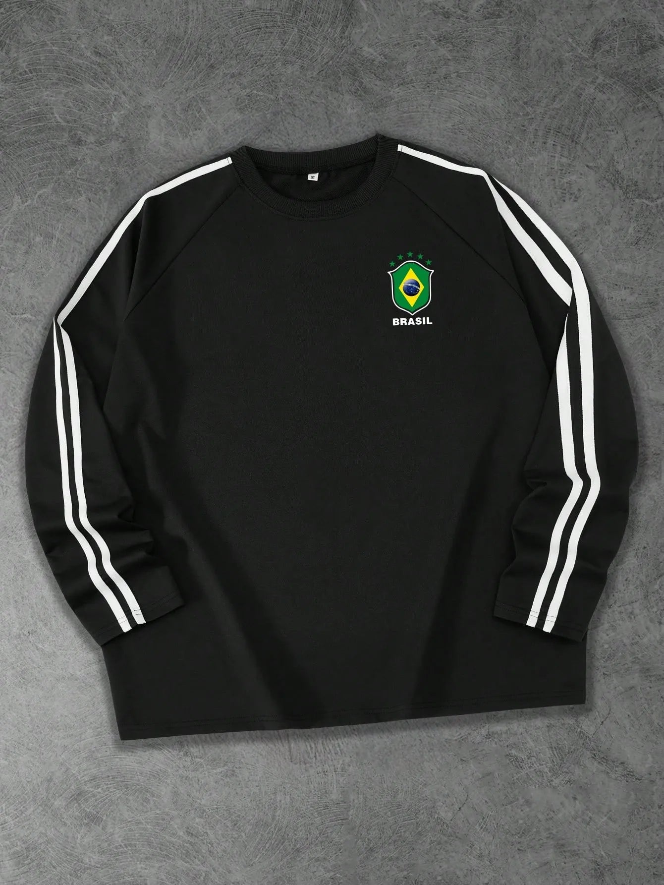 New men's long-sleeved T-shirt for Spring and Autumn 2025 featuring street fashion and comfort with 3D digital printing