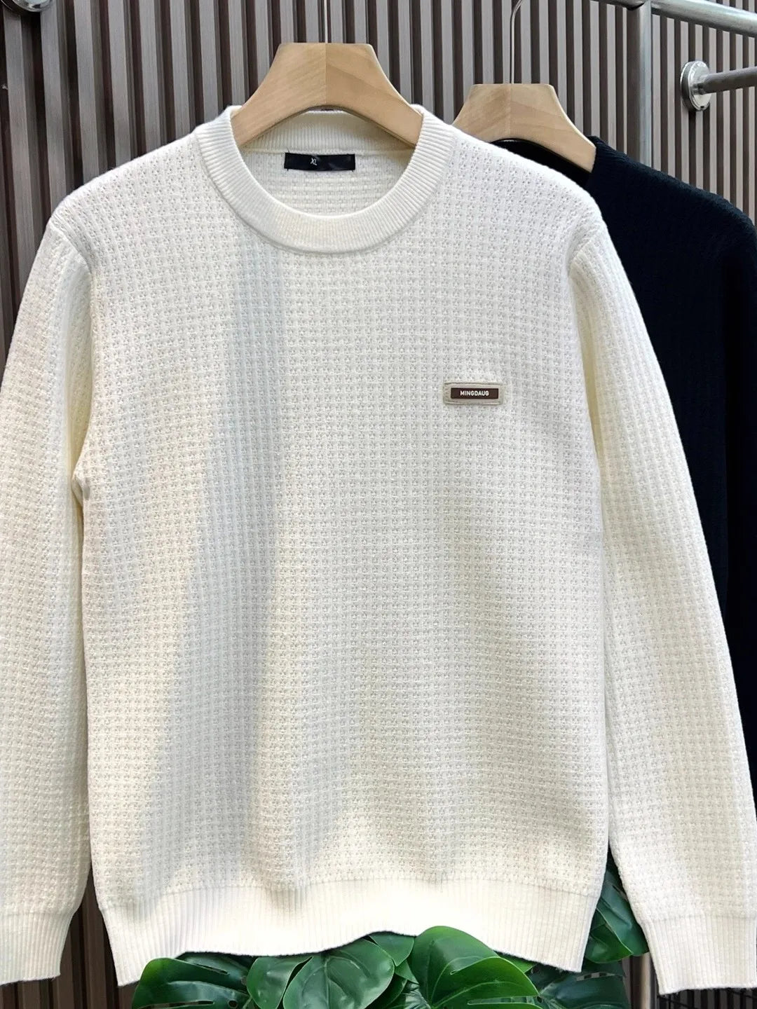 Men's round Ne Embroidered Logo Knitwear Soft Polyester Casual Sle Pure Color Slim Fit Faionable Versatile Long Sve ...