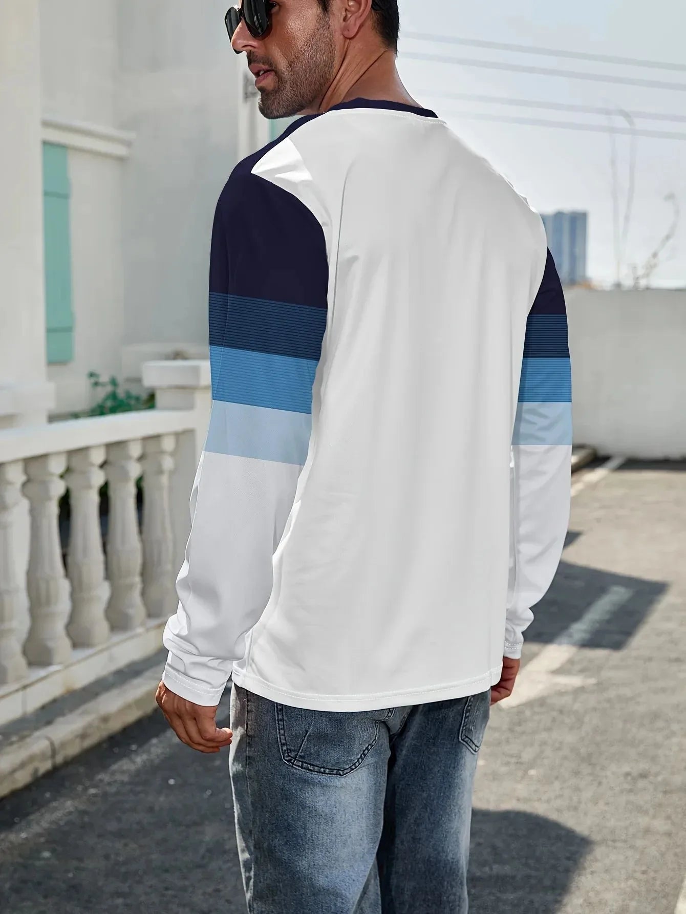 The new men's long-sleeved T-shirt for Spring and Autumn 2025 is casual fashionable and comfortable with 3D striped printing