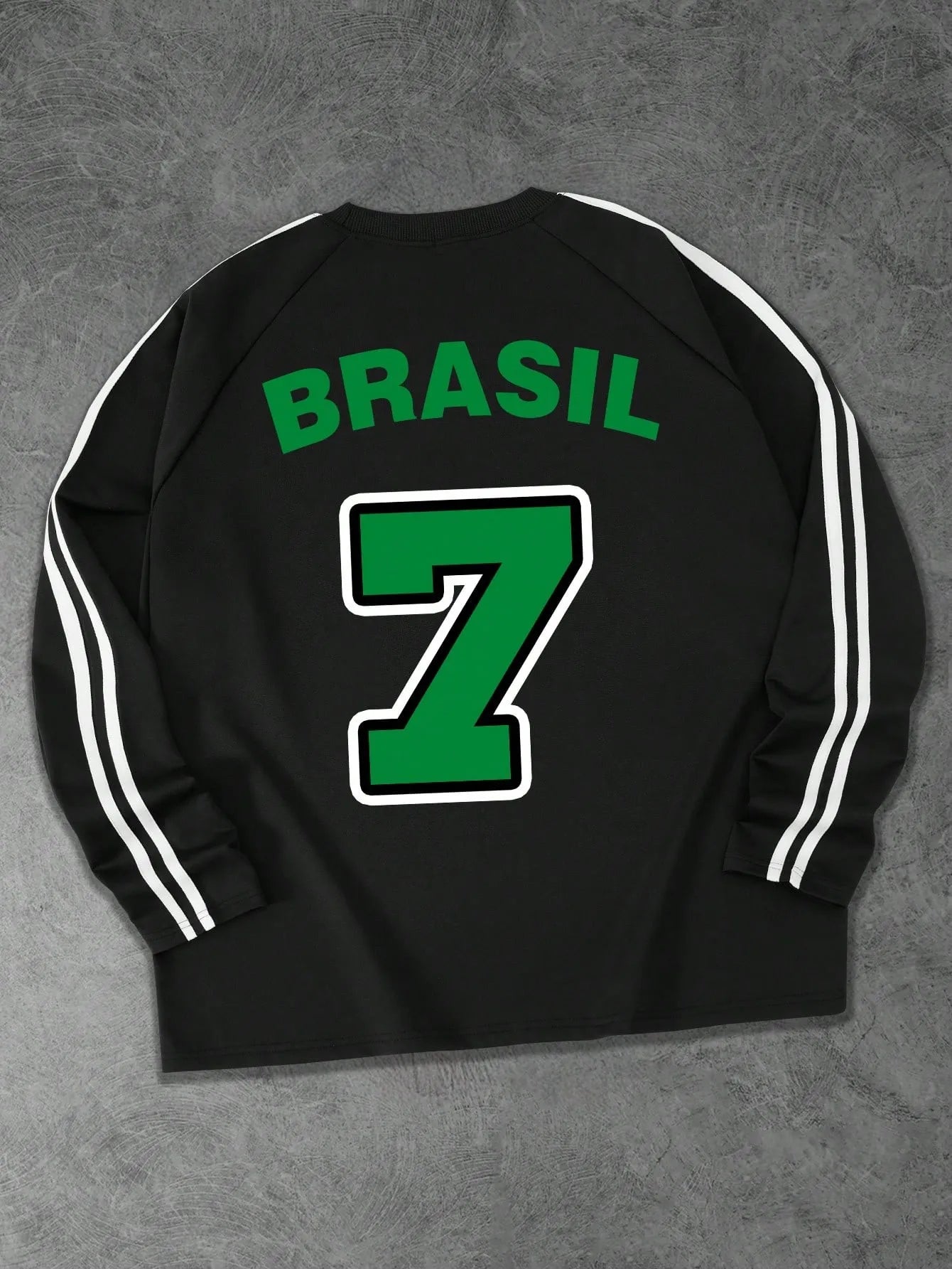 New men's long-sleeved T-shirt for Spring and Autumn 2025 featuring street fashion and comfort with 3D digital printing