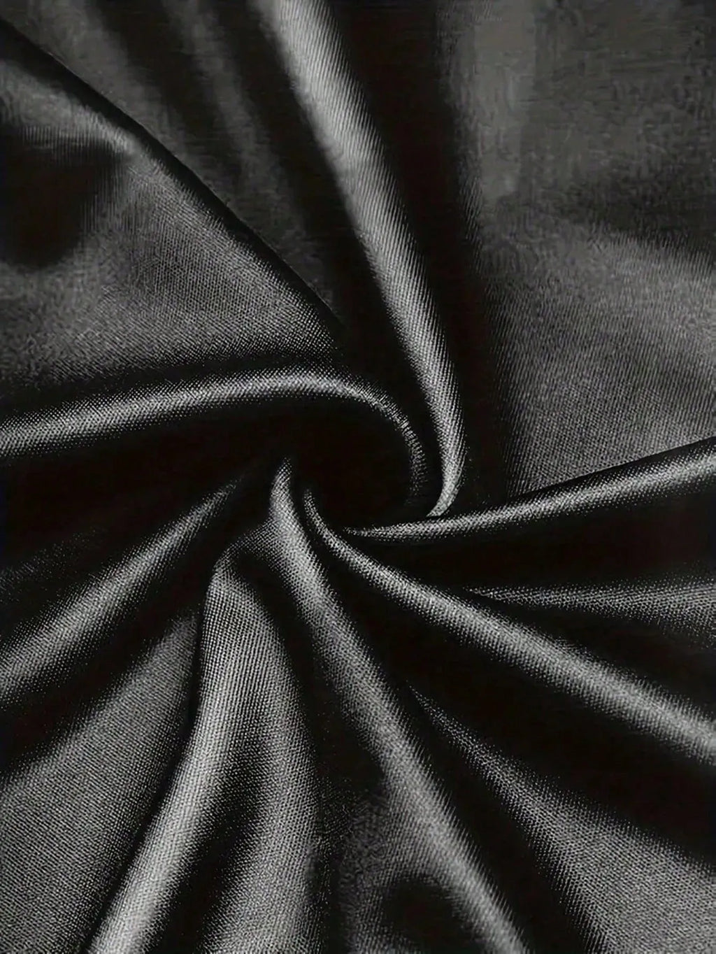 The new men's long-sleeved T-shirt for Spring and Autumn 2025 features a casual and fashionable 3D digital pattern print